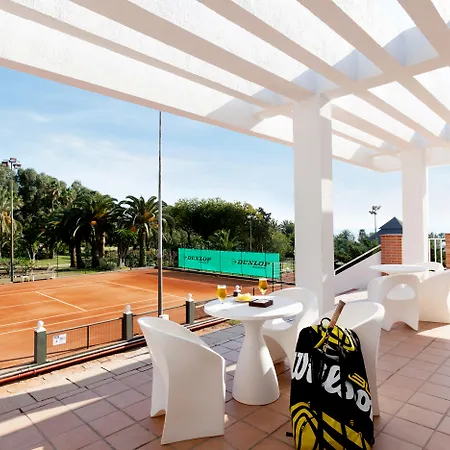 Отель The Oasis By Don Carlos (adults Only) Марбелья