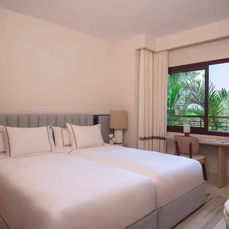 The Oasis By Don Carlos (adults Only) Hotel Marbella