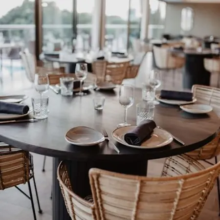 The Oasis By Don Carlos (adults Only) Hotel Marbella