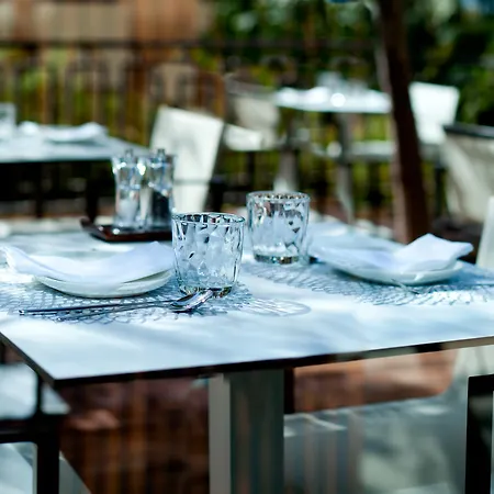 The Oasis By Don Carlos (adults Only) Hotel Marbella